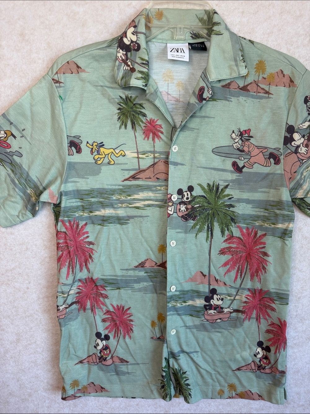 Zara Green Tropical Mickey Donald men’s small Short-Sleeve Button-Up boho aloha